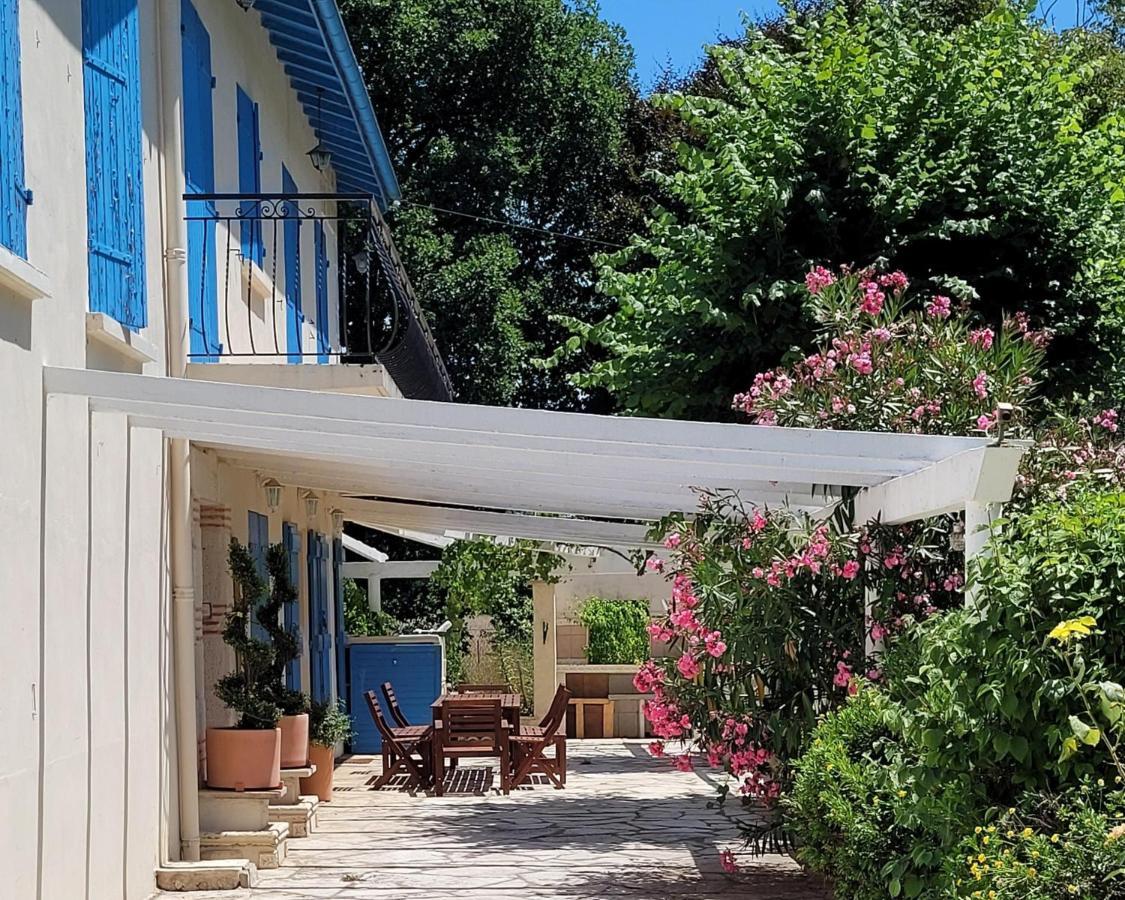 La Maison Des Eaux Saint-Jean-de-Thurac Exteriör bild